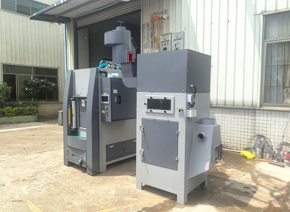 深圳百超噴砂機生產(chǎn)廠家制造的轉(zhuǎn)盤式自動噴砂機實拍圖片 深圳百超噴砂機生產(chǎn)廠家制造的轉(zhuǎn)盤式自動噴砂機實拍圖片